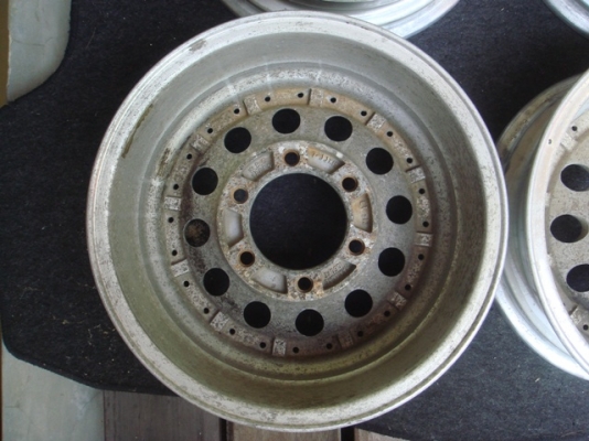 ขายล้อแม้ก wbcหยดน้ำ japanขอบ15x7นิ้วลบ13 6รู139 เดิมๆครับ ขายล้อแม้ก wbcหยดน้ำ japanขอบ15x7นิ้วลบ13 6รู139 เดิมๆครับ