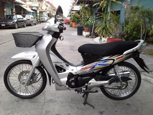 Wave 125 r ปี 50 กุญแจใหญ่ สีเทาเครื่องเดิมๆ แน่น ชุดสีสวย เอกสารครบ
