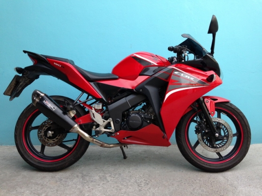 CBR150R Model 2013 โฉมล่าสุด ลาย CARBON ราคา 49,900 บาท