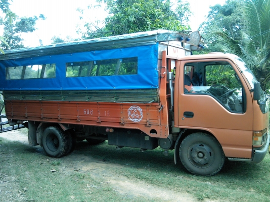 ขายรถบรรทุก 6 ล้อ