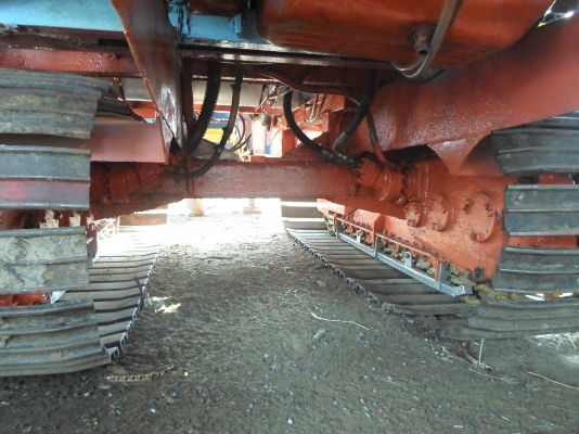 ขายด่วนรถเกี่ยวข้าว สวยๆสภาพพร้อมใช้งานครับ