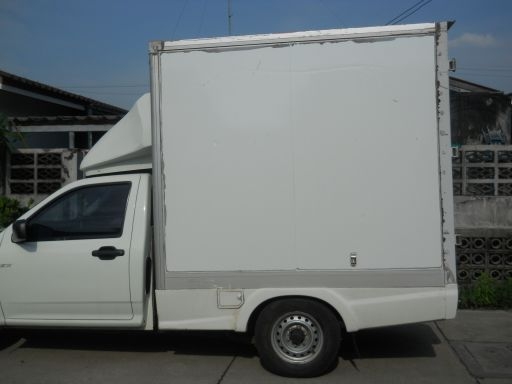 ตู้แห้งกระบะมือสอง สภาพดี 90 \% ไม่รั่ว พร้อมใช้ทุกอย่าง อยู่ใกล้ๆ ขับไปส่งให้เลย