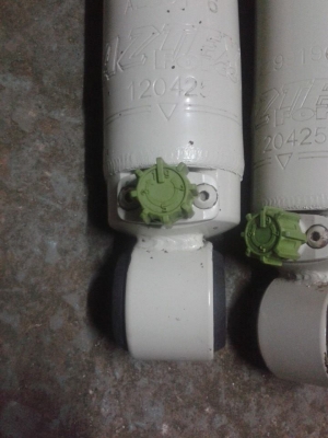 ขายครับ โช็คเท่ๆ ปรับ9 ขายครับ โช็คเท่ๆ ปรับ9