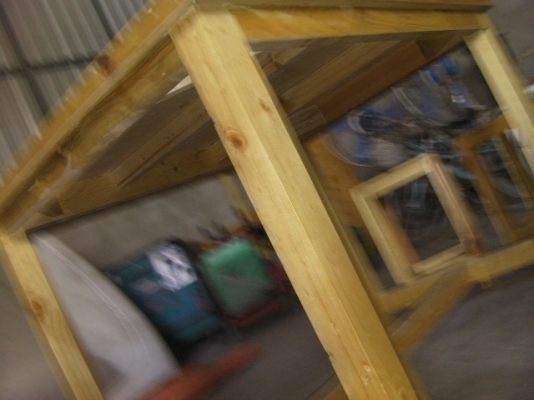 ขายโต๊ะชุดละ1,500บาท ขายโต๊ะชุดละ1,500บาท