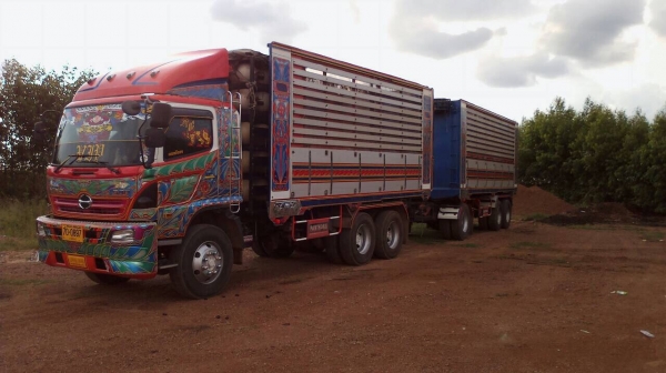 HINO ซีรี่ 500 ก๊าซ 360Hp ปี 2012 กระจกไฟฟ้า ถังก๊าซ 10ถัง ขาย ดาวน์ 1,000,000 จำนวนงวด 60 x 73,000 ส่งแล้ว 21งวด เหลือ 39  งวด ติดต่อ  สุรเชษฐ 081 3206298