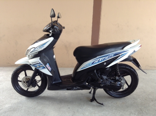 ขาย!!! ฮอนด้าคลิ๊ก รุ่นท็อปล้อแม็ก ปี51 รถเครื่องดีคับ ทะเบียนครบ