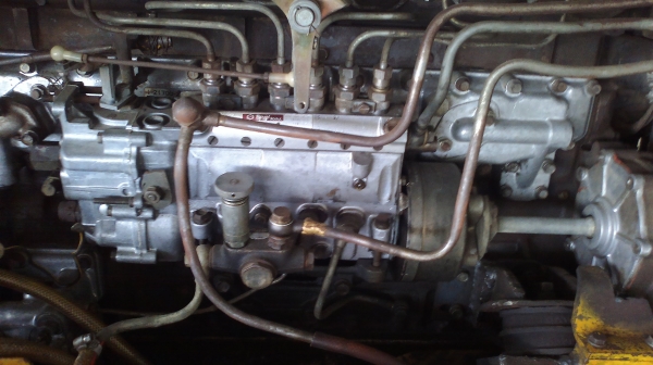 รถตักล้อยางพร้อมใช้งาน รถตักล้อยางพร้อมใช้งาน