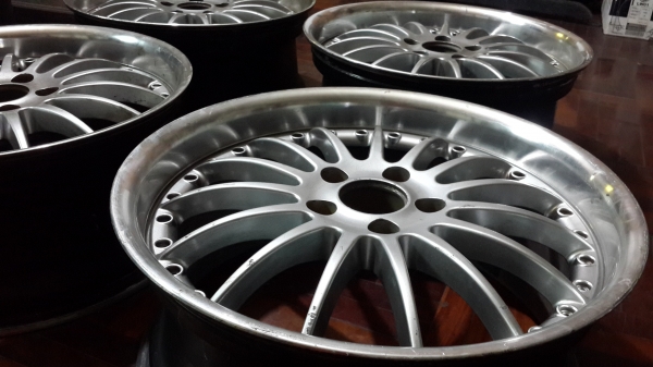 ล้อนอก ขอบ 18 5รู114 กว้าง8 ครบชุด 4วง