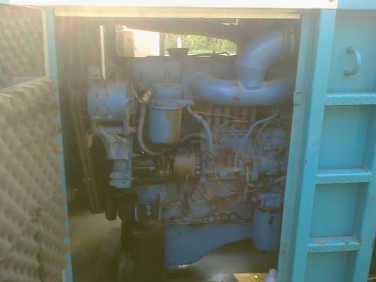 เครื่องปั่นไฟ 150 kVA