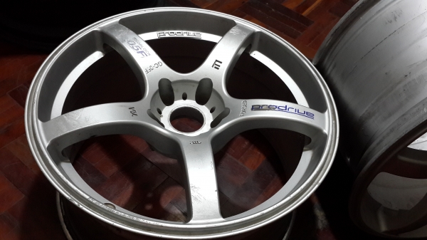 Prodrive 18x9 5รู114 มีคู่เดียว ไม่มียาง Prodrive 18x9 5รู114 มีคู่เดียว ไม่มียาง