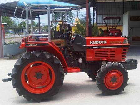 ขายรถไถ Kubota L 2605 (4WD) พร้อมผาน5