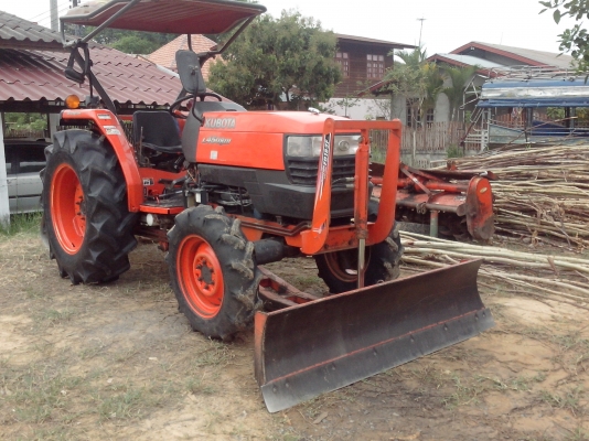 ขายคูโบต้าL4508DI ขาย325000มีคลิปการทำงาน