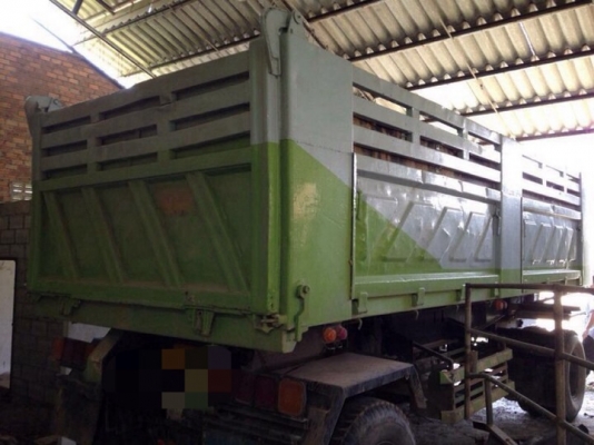 รถอีซูซุ 10 ล้อดั้ม 240 แรงม้า  ( หัวขาวตัว สุดท้าย. )  ,  ( ขายแม่.ลูก )   สนใจติดต่อ 081 - 6079515