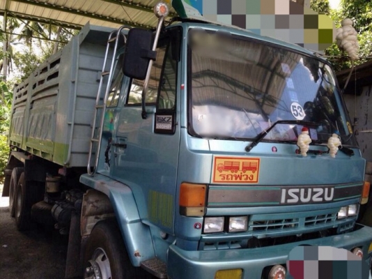 รถอีซูซุ 10 ล้อดั้ม 240 แรงม้า  ( หัวขาวตัว สุดท้าย. )  ,  ( ขายแม่.ลูก )   สนใจติดต่อ 081 - 6079515