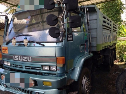 รถอีซูซุ 10 ล้อดั้ม 240 แรงม้า  ( หัวขาวตัว สุดท้าย. )  ,  ( ขายแม่.ลูก )   สนใจติดต่อ 081 - 6079515