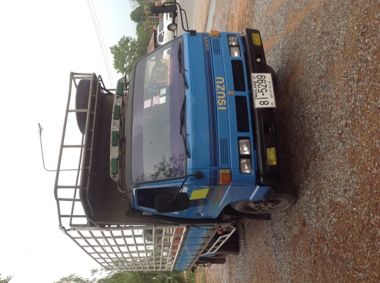 ขายNPR115 ยาว5เมตรเครื่องดีมากๆพวงมาลัยpower รถพร้อมใช้เบรคดีครับ