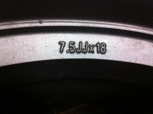 ขายล้อ te 37 ขอบ 18 กว้าง 7.5 5500