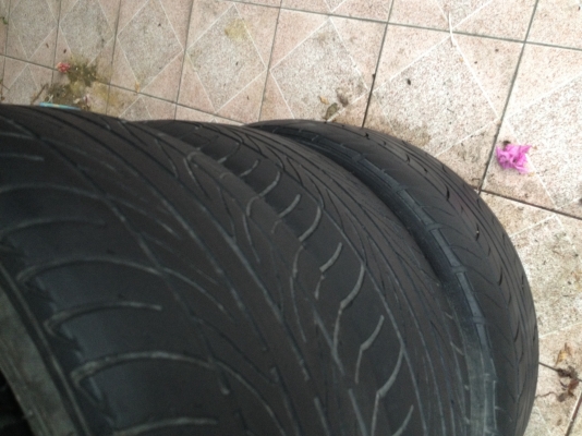 ยาง 215/50R17 1ชุด 4 เส้น ถูกๆ 250 ยาง 215/50R17 1ชุด 4 เส้น ถูกๆ 250