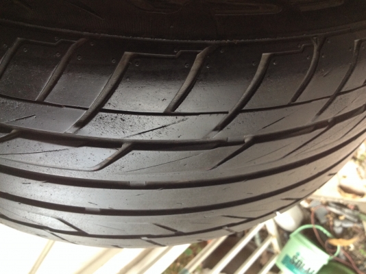 ยาง 215/50R17 1ชุด 4 เส้น ถูกๆ 250