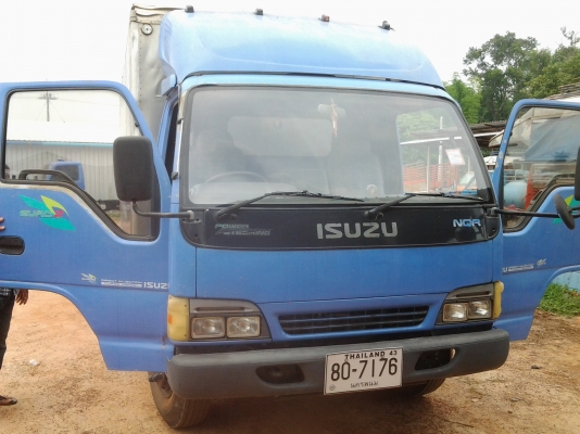 NQR70RY52 ยาว5.5เมตร ปี46 เครื่อง150แรง NQR70RY52 ยาว5.5เมตร ปี46 เครื่อง150แรง