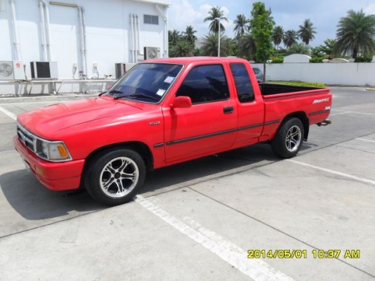 ขายรถกระบะ ไมตี้เอ็กซ์แคป ปี93 เครื่องเดิม 2L เกียร์ธรรมดา ภายในเบาะหนังสวยสะอาด แอร์เย็นฉ่ำ วิทยุ CD ตัวถังเดิม คานหน้าเดิมมีเลข คัสซีสวย แม็ก 15 เครื่องดีมาก เกียร์แน่น รถขับดีครับ ภาษีไม่ขาดต่อ พร้อมใช้ครับ