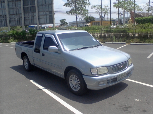 2001 ISUZU, 3.0 SLX TURBO XENON โฉม DRAGON สีเทา เกียร์ธรรมดา