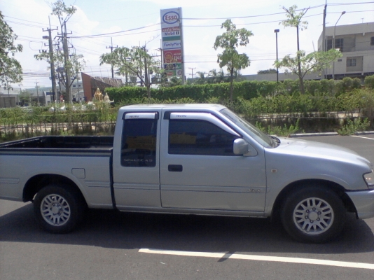 2001 ISUZU, 3.0 SLX TURBO XENON โฉม DRAGON สีเทา เกียร์ธรรมดา