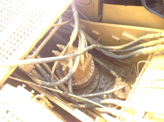 ขายแบคโฮ  CAT 320 V1  เอกสารเล่มทะเบียน  พร้อมโอน