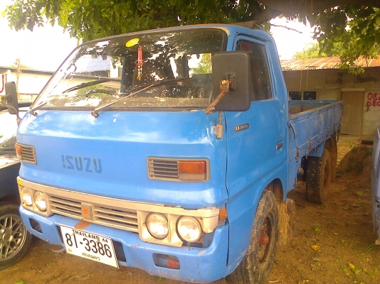 4ล้อ อีซูซุ TL85 พร้อมใช้งานรถสวยๆทะเบียนพร้อม ราคา157000บ ต่อรองครับ