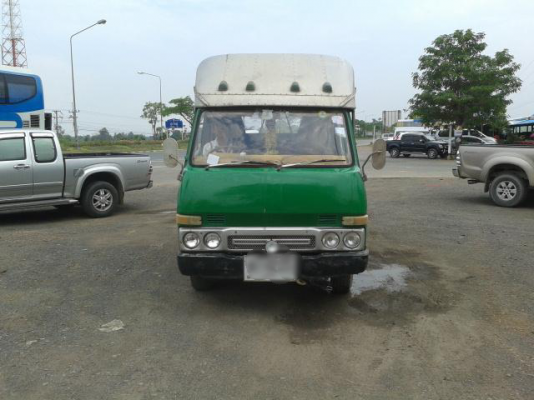 ขายรถบรรทุก 4 ล้อ Nissan Carbon เครื่อง ED30 - 88 แรง ทะเบียนพร้อม