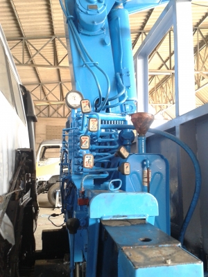 ขาย6ล้อเครนFF3HเครนZ303