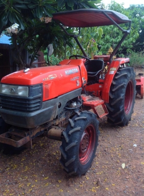 แทรกเตอร์คูโบค้า  L4508  สภาพดีเยี่ยม พร้อมใช้งาน เดิมๆทั้งคัน นำไปใช้แล้วไม่ผิดหวัง ขายพร้อมโรตารี่
