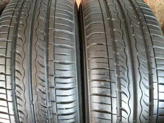 ยาง 205/60/16 ปี 12 สภาพป้ายแดง95\%