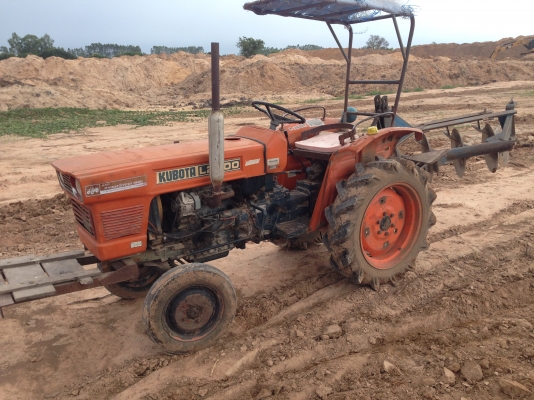 ขายด่วน รถไถนา ขาย KUBOTA L2000 มีภาพวีดีโอ ราคา 48,000 บาท สภาพเดิมๆ พร้อมใช้งาน เครื่องดีแน่น ติดง