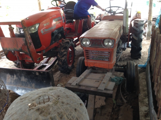 ขายด่วน รถไถนา ขาย KUBOTA L2000 มีภาพวีดีโอ ราคา 48,000 บาท สภาพเดิมๆ พร้อมใช้งาน เครื่องดีแน่น ติดง