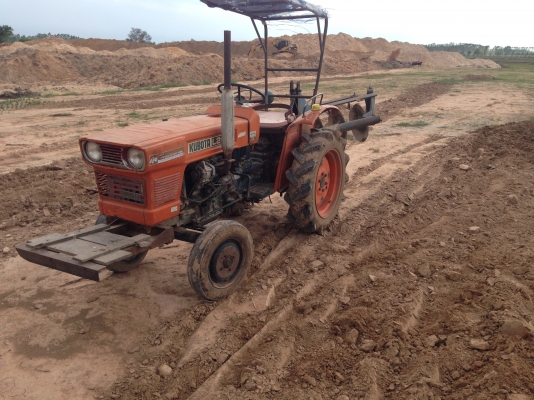 ขายด่วน รถไถนา ขาย KUBOTA L2000 มีภาพวีดีโอ ราคา 48,000 บาท สภาพเดิมๆ พร้อมใช้งาน เครื่องดีแน่น ติดง
