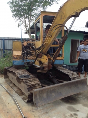 ขายรถแบ็คโฮ Komatsu PC60-2 เครื่องเดิม ปั๊มเดิม เอกสารสัญญาซื้อขาย