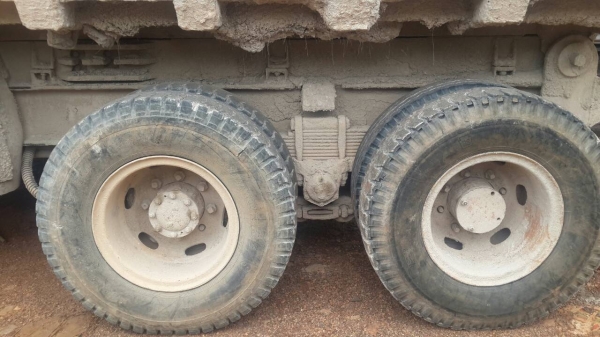 ขายรถสิบล้อบรรทุกดั๊ม10ล้อใช้งานในเหมืองราคา200,000บาท