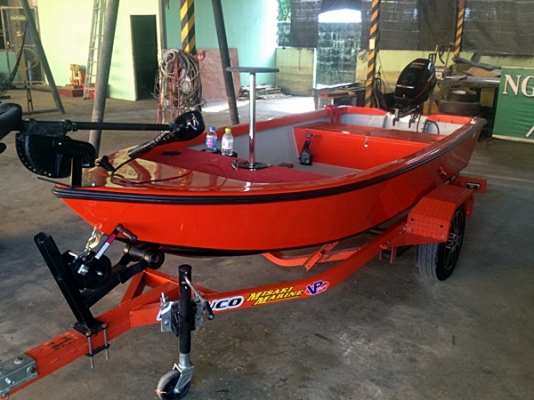 เพื่อนฝากขายเรือตกปลา สนใจโทรคุย 085-4902291 พี่เสือ ราคา75000 บาท