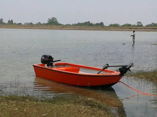 เพื่อนฝากขายเรือตกปลา สนใจโทรคุย 085-4902291 พี่เสือ ราคา75000 บาท