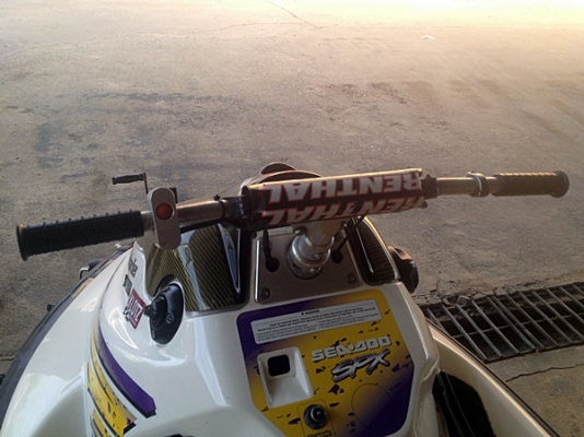 เพื่อนฝากขายJET SKI สนใจโทรคุย 085-4902291 พี่เสือ