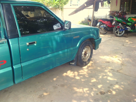 ขาย กะบะหัวเดียว เครื่องดีเชล พร้อมใช้งาน สีสวย แอร์เย็น เครื่องเล่นCD 73000 ขาย กะบะหัวเดียว เครื่องดีเชล พร้อมใช้งาน สีสวย แอร์เย็น เครื่องเล่นCD 73000