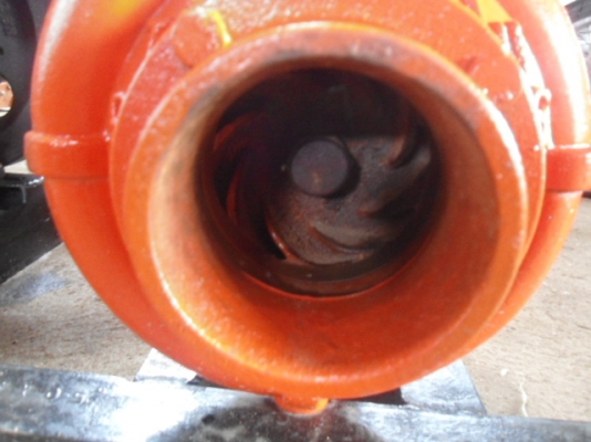 ขายเครื่องสูบน้ำ YANMAR 8 แรง ติดพร้อมปั้มน้ำ 4 นิ้ว (ชิลเหล็ก)