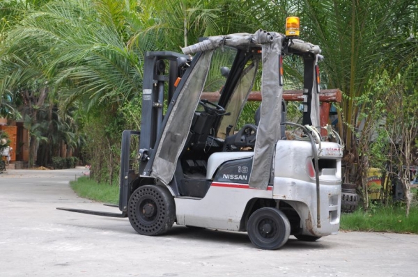 ขายFORKLIFT NISSAN1.8ตันเสาสูง4.30เมตร(ติดแอร์) สภาพสวยเดิมจากญี่ปุ่นยังไม่เคยใช้านในไทย 179,000เท่านั้น!!!
