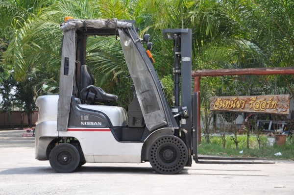 ขายFORKLIFT NISSAN1.8ตันเสาสูง4.30เมตร(ติดแอร์) สภาพสวยเดิมจากญี่ปุ่นยังไม่เคยใช้านในไทย 179,000เท่านั้น!!!