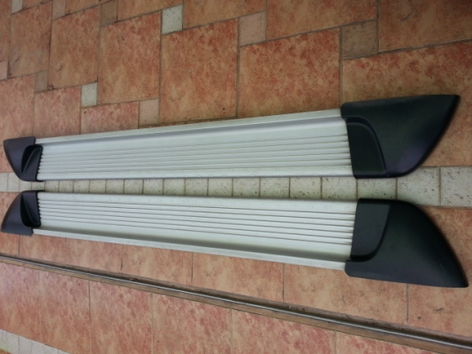 ขายบันไดข้างMasda BT50 ( OPENCAP ) 2300 บาท