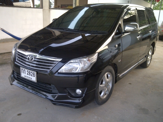 ขายรถครอบครัวโต้โยต้า อีโนว้า ปี05 ออโต้ ดีเซล