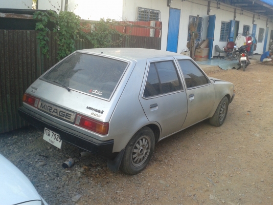 ขายมิสซูโคร์ มิราต 5ประตูเครื่องดีแอร์เย็นพร้อมใช้ขาย17000