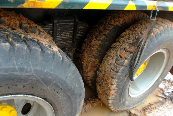 ขายด่วนรถสิบล้อHINOMAGAดรั้มเกษตร320แรงแม้ลูก3คาลปี49