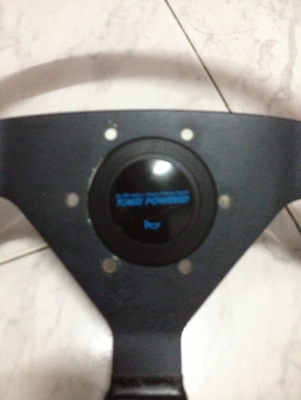 ขายพวงมาลัย PERSONAL แท้ made in italy สภาพดีหนังดำ ขนาด13.5 ราคา1500บาท โทร0924462525โส กทม